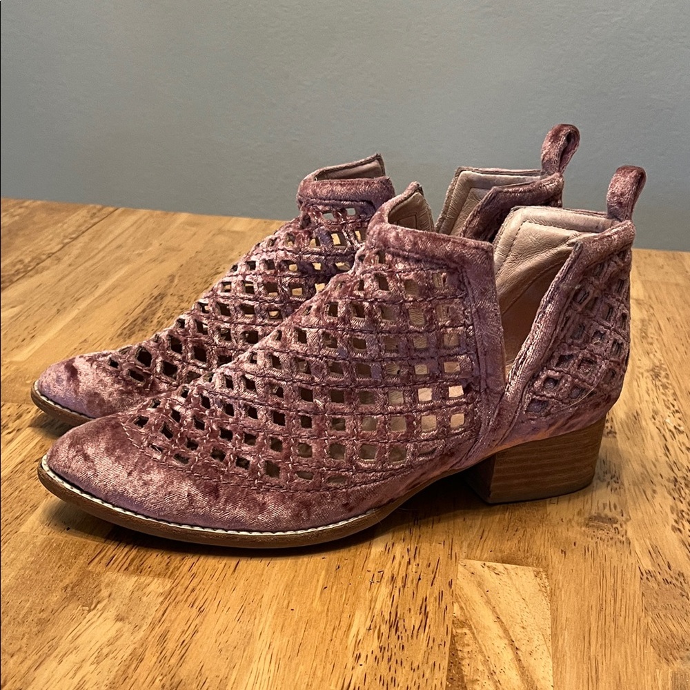Jeffrey Campbell Mauve Velvet Ankle Booties
